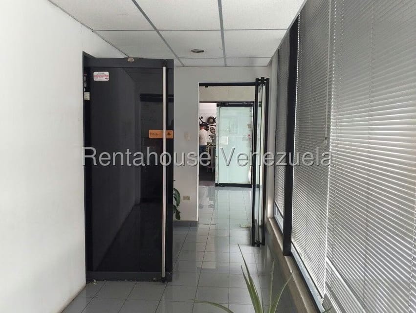 Comercial (Local Comercial) en Venta en Las Salias, Miranda - 3