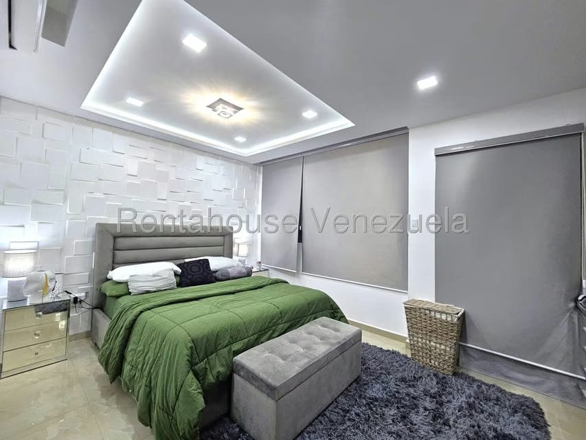 Casa (Duplex) en Venta en Villa Paris, Lara - 18