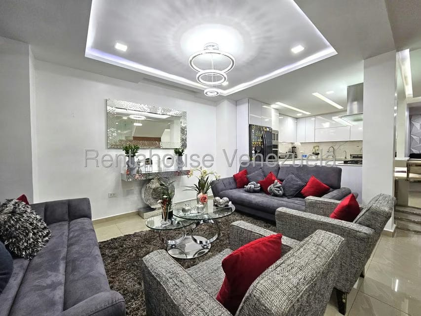 Casa (Duplex) en Venta en Villa Paris, Lara - 5
