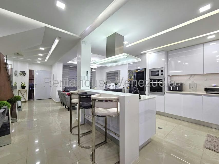 Casa (Duplex) en Venta en Villa Paris, Lara - 7