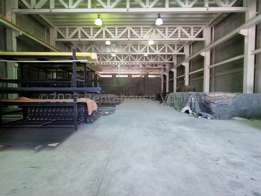 Comercial (Galpon - Deposito) en Venta en Zona Industrial 1, Lara - 11