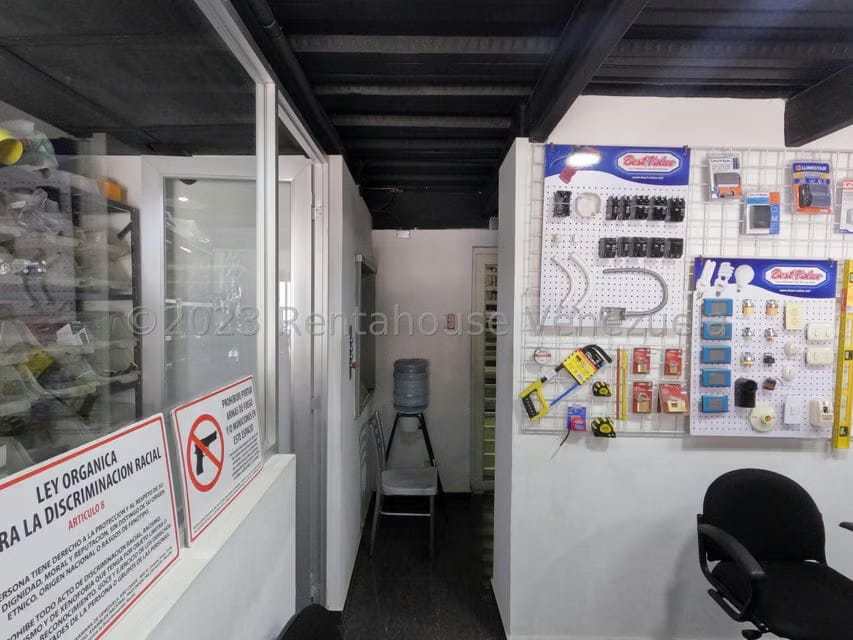 Comercial (Galpon - Deposito) en Venta en Zona Industrial 1, Lara - 15