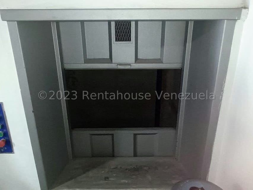 Comercial (Galpon - Deposito) en Venta en Zona Industrial 1, Lara - 17