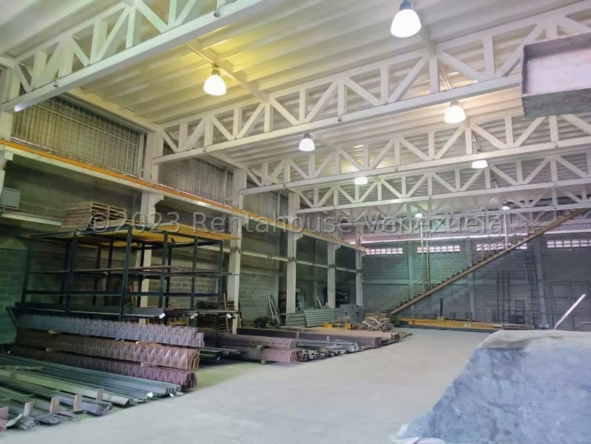 Comercial (Galpon - Deposito) en Venta en Zona Industrial 1, Lara - 9