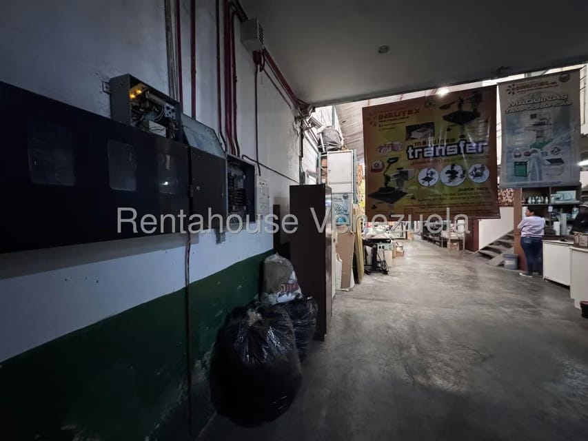 Comercial (Galpon - Deposito) en Venta en Parroquia Santa Rosalia, Distrito Metropolitano - 11