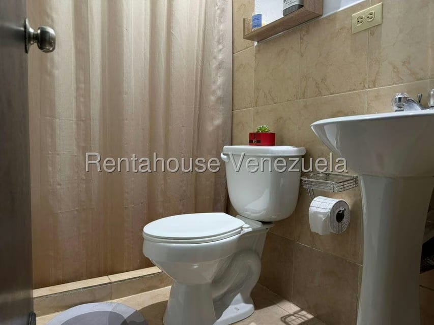 Apartamento (1 Nivel) en Venta en El Solar de la Quinta, Miranda - 21