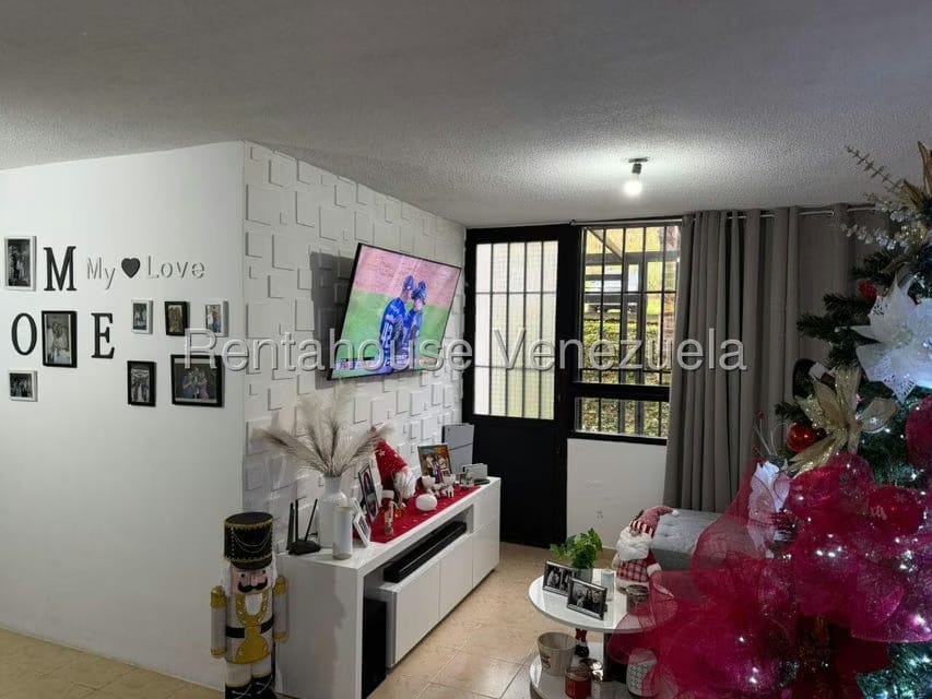 Apartamento (1 Nivel) en Venta en El Solar de la Quinta, Miranda - 5