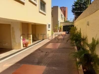 Apartamento con muy buena ubicacion - 2