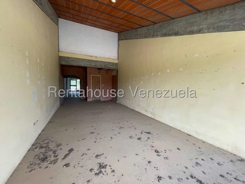 Comercial (Local Comercial) en Venta en Higuerote, Miranda - 2
