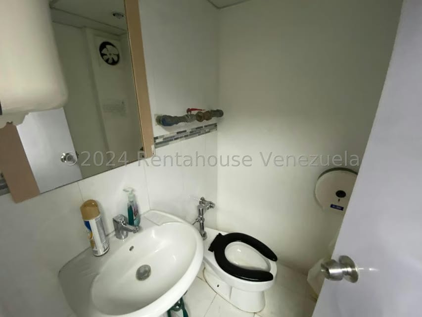 Comercial (Oficina) en Venta en Macaracuay, Distrito Metropolitano - 22