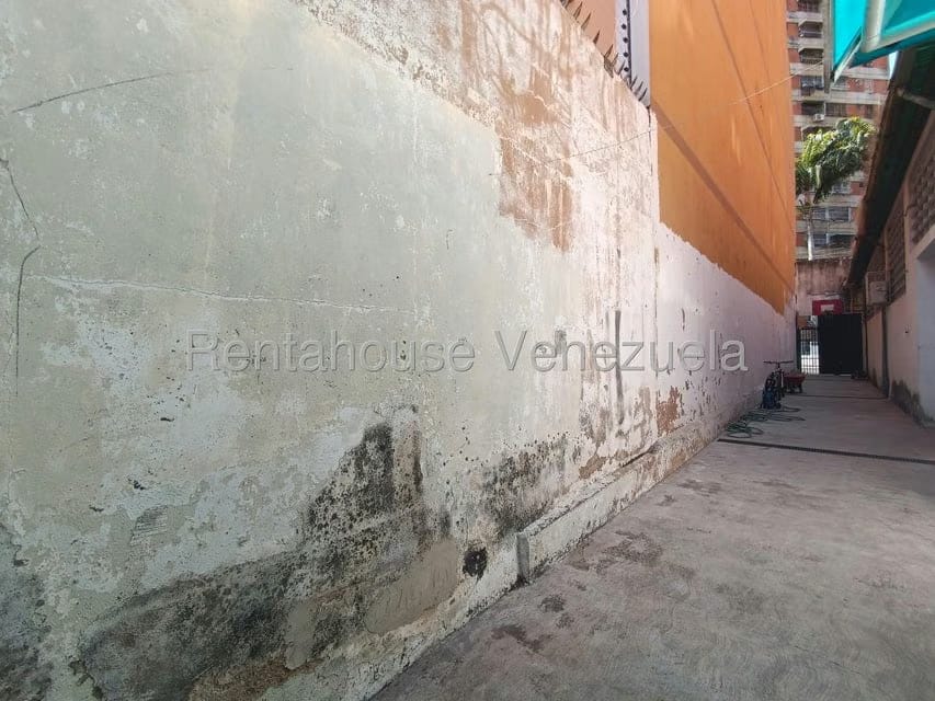 Comercial (Galpon - Deposito) en Alquiler en Zona Centro, Aragua - 9