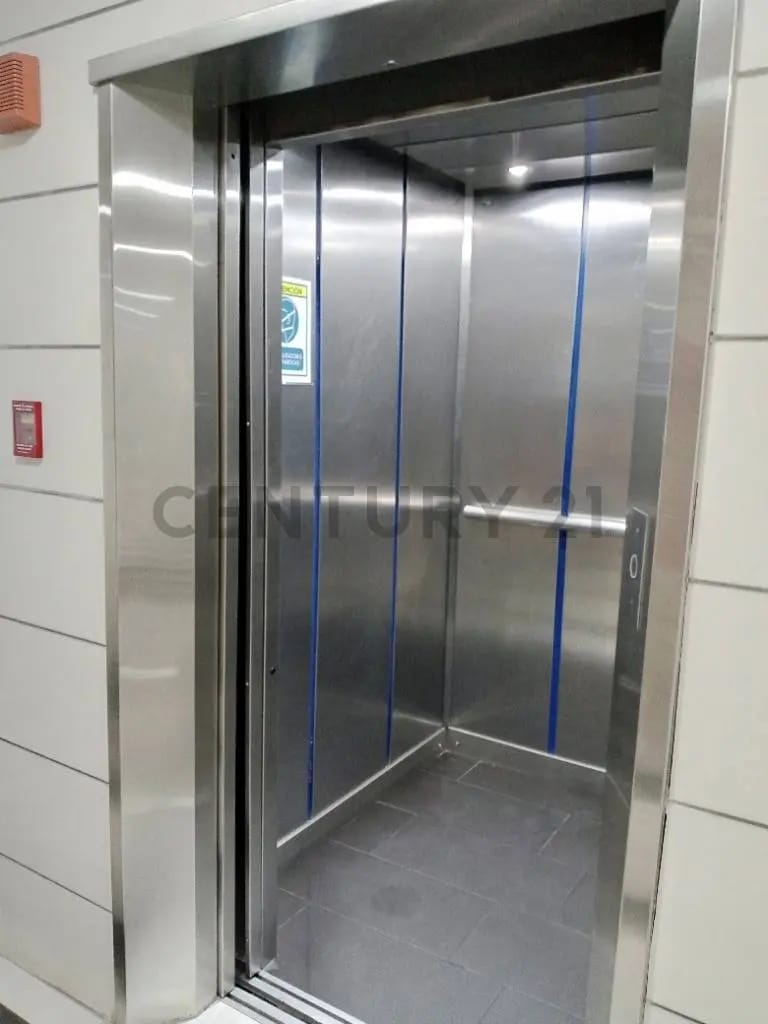 Oficina en alquiler en las Mercedes, Calle Londres PM - 18