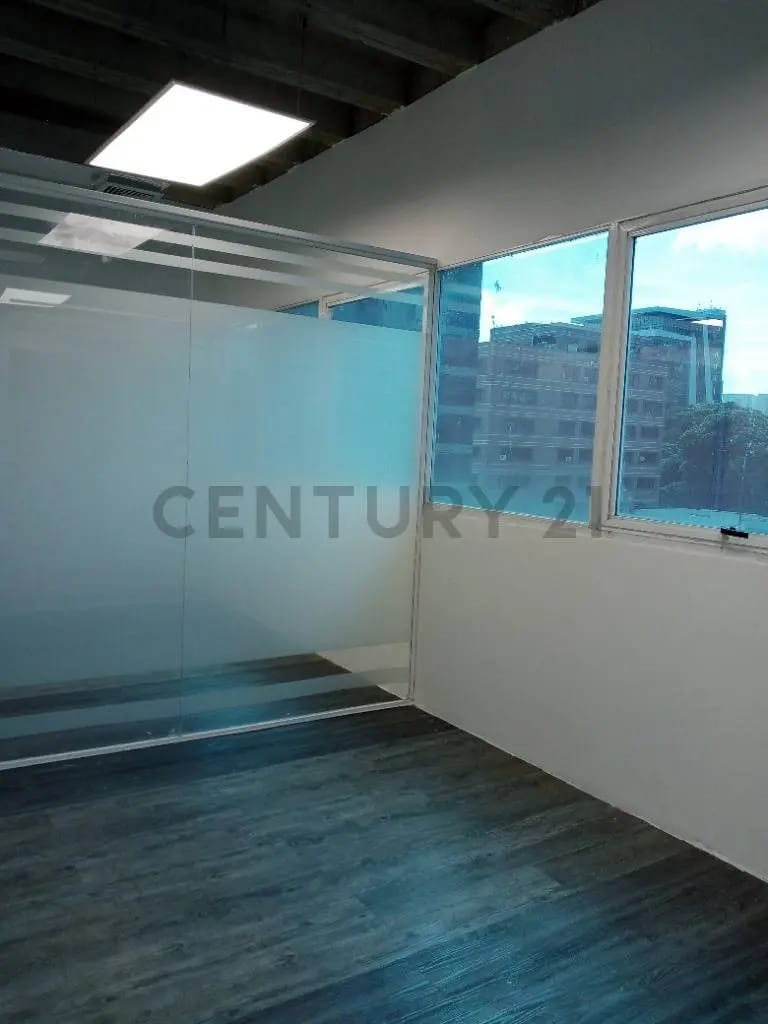 Oficina en alquiler en las Mercedes, Calle Londres PM - 9