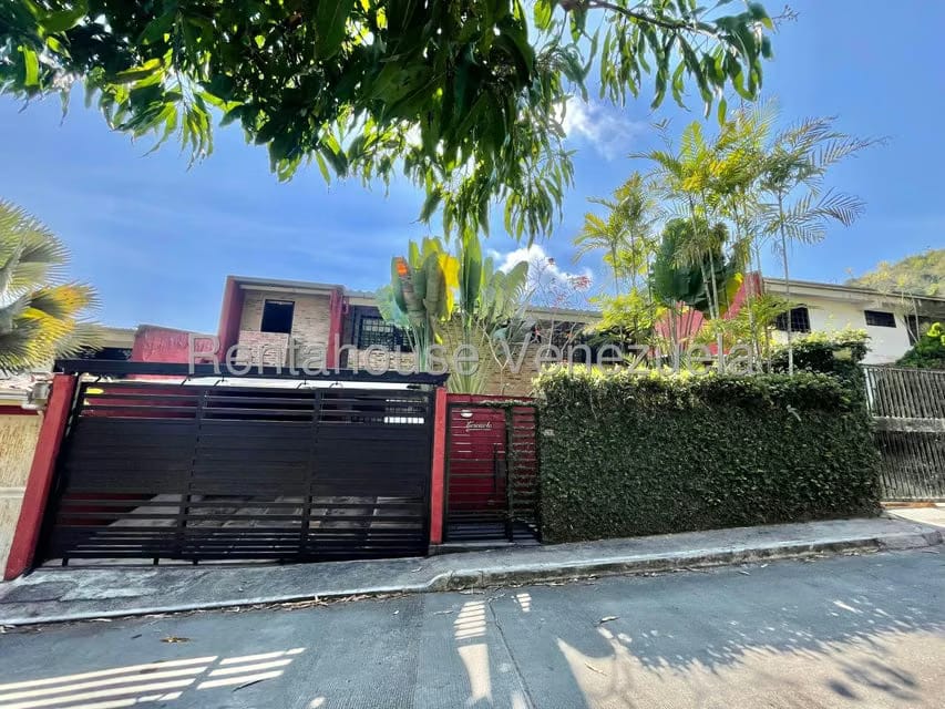 Casa (Multipes Niveles) en Venta en Lomas de Monte Claro, Distrito Metropolitano