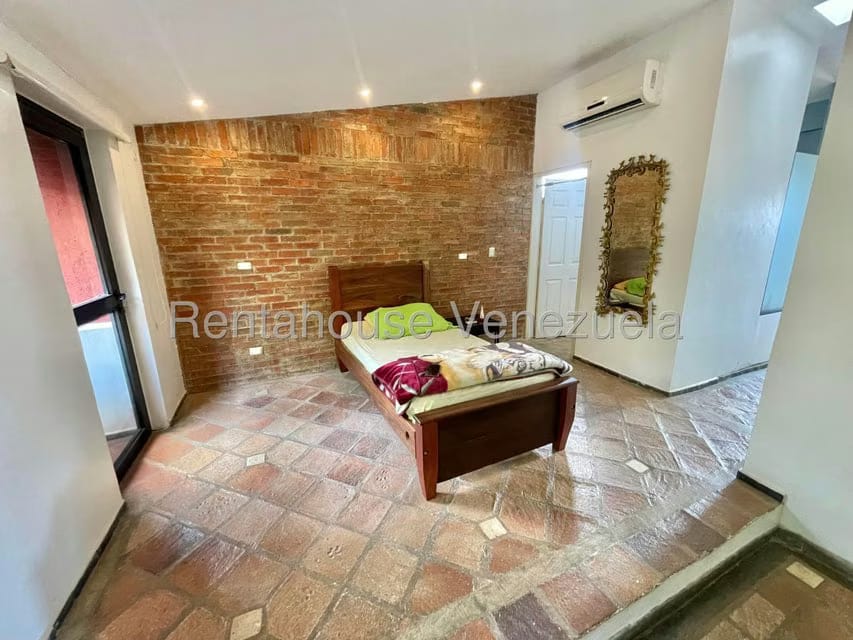 Casa (Multipes Niveles) en Venta en Lomas de Monte Claro, Distrito Metropolitano - 39