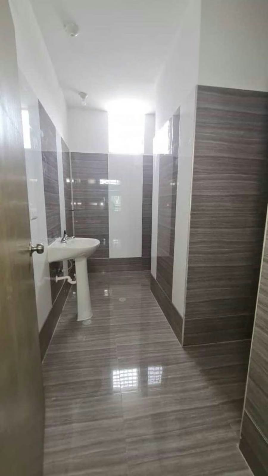 Galpon en Venta en Zona Industrial Monteserino San Diego - 11