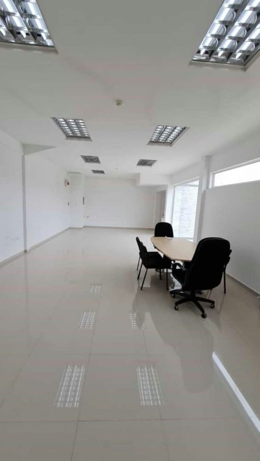 Galpon en Venta en Zona Industrial Monteserino San Diego - 14