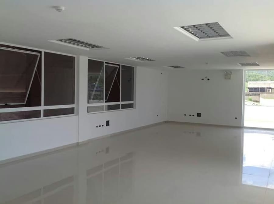 Galpon en Venta en Zona Industrial Monteserino San Diego - 3