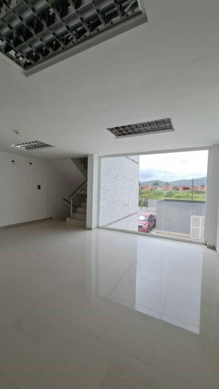 Galpon en Venta en Zona Industrial Monteserino San Diego - 7