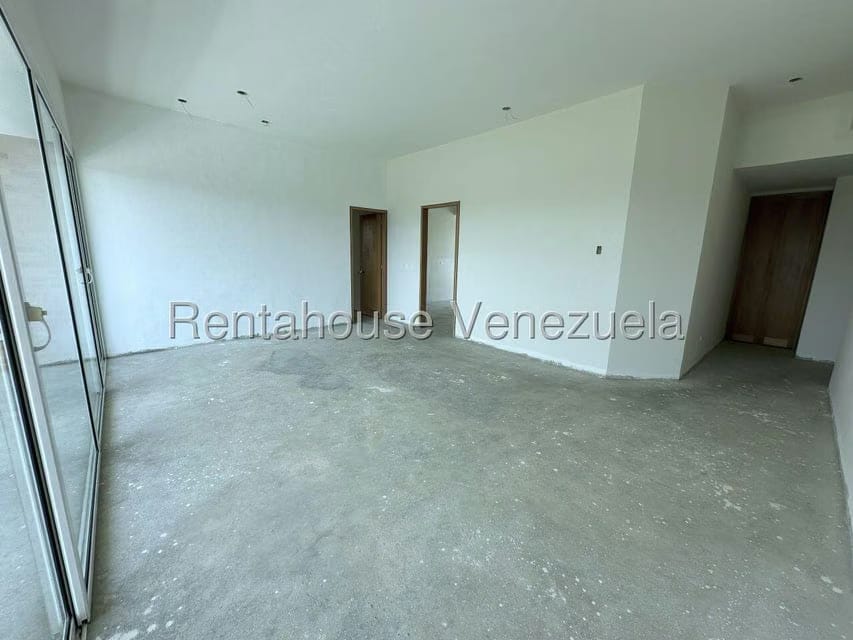 Apartamento (1 Nivel) en Venta en Mirador de Los Campitos I, Distrito Metropolitano - 4