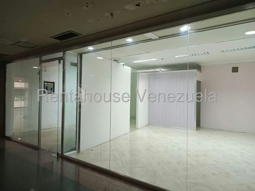 Comercial (Local Comercial) en Alquiler en Ciudad Jardin Manongo, Carabobo