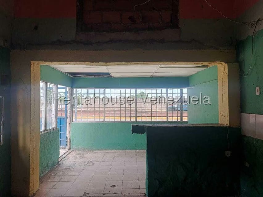 Comercial (Local Comercial) en Venta en Centro, Zulia - 12