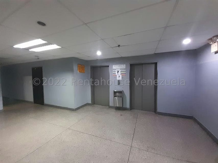 Comercial (Oficina) en Venta en Maiquetia, Vargas - 2