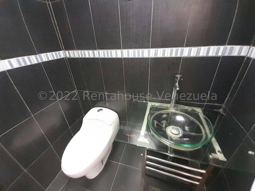 Comercial (Oficina) en Venta en Maiquetia, Vargas - 13