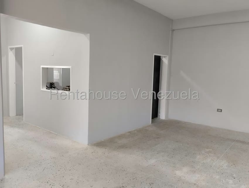 Comercial (Local Comercial) en Alquiler en Centro, Lara - 2
