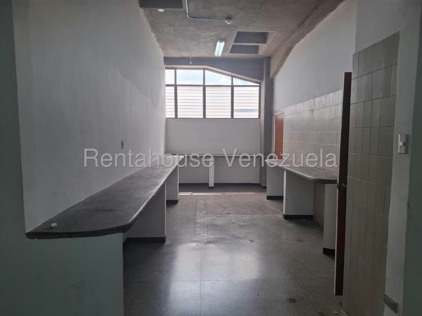 Comercial (Galpon - Deposito) en Alquiler en Boleita Norte, Distrito Metropolitano - 14
