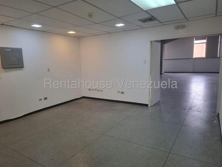 Comercial (Galpon - Deposito) en Alquiler en Boleita Norte, Distrito Metropolitano - 5