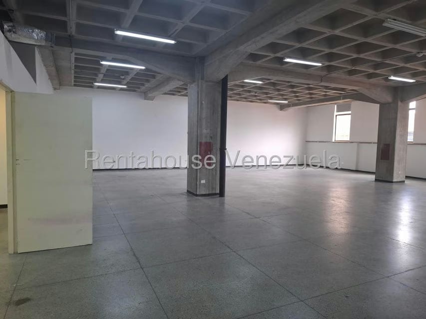 Comercial (Galpon - Deposito) en Alquiler en Boleita Norte, Distrito Metropolitano - 6