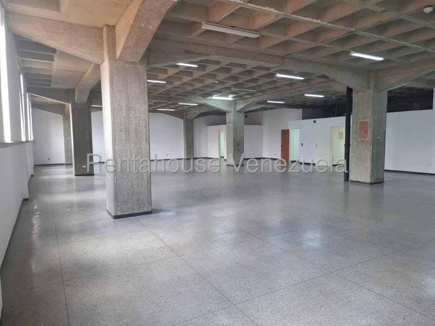 Comercial (Galpon - Deposito) en Alquiler en Boleita Norte, Distrito Metropolitano - 8