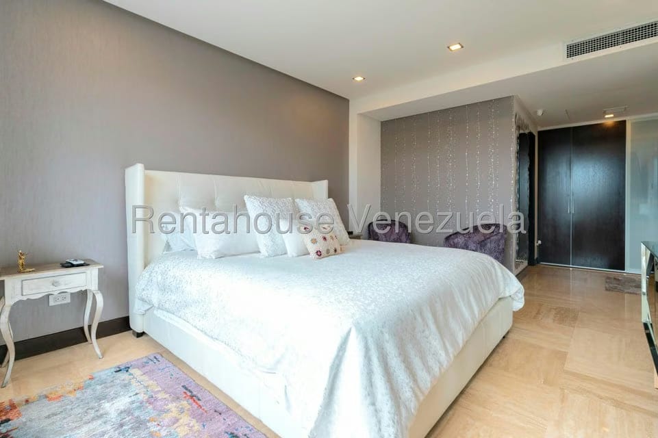 Apartamento (1 Nivel) en Venta en Lomas de Las Mercedes, Distrito Metropolitano - 26