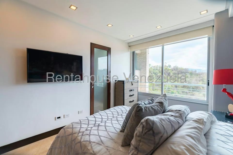 Apartamento (1 Nivel) en Venta en Lomas de Las Mercedes, Distrito Metropolitano - 32