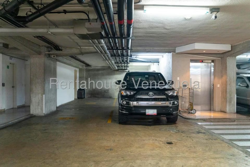 Apartamento (1 Nivel) en Venta en Lomas de Las Mercedes, Distrito Metropolitano - 39