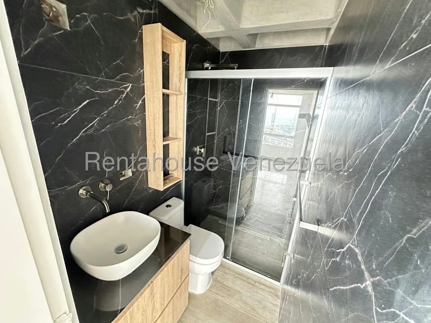 Townhouse (Multiples Niveles) en Venta en Colinas de La Tahona, Distrito Metropolitano - 22