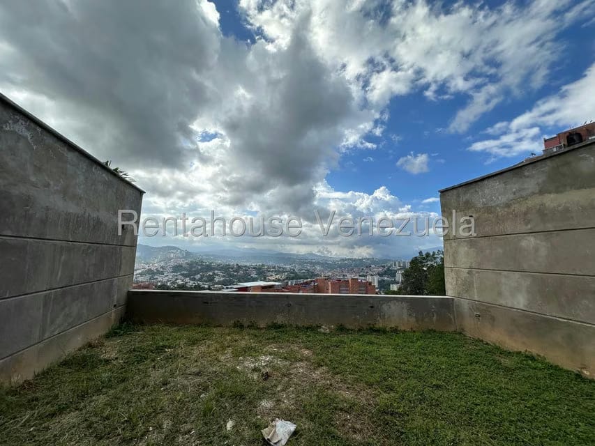 Townhouse (Multiples Niveles) en Venta en Colinas de La Tahona, Distrito Metropolitano - 36