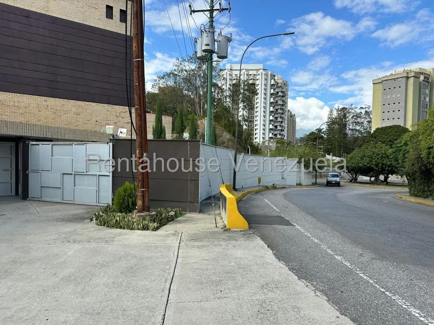 Townhouse (Multiples Niveles) en Venta en Colinas de La Tahona, Distrito Metropolitano - 39