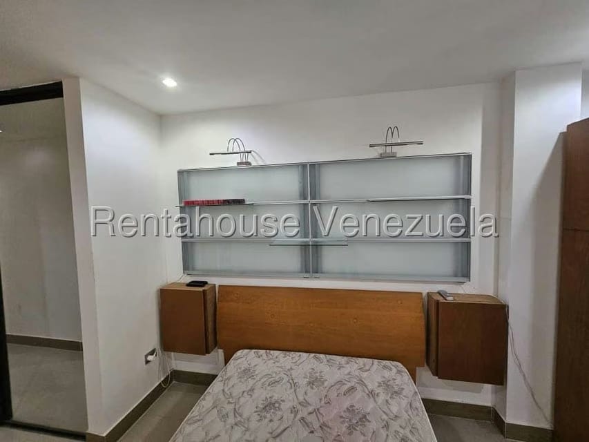 Apartamento (1 Nivel) en Alquiler en La Boyera, Distrito Metropolitano - 20