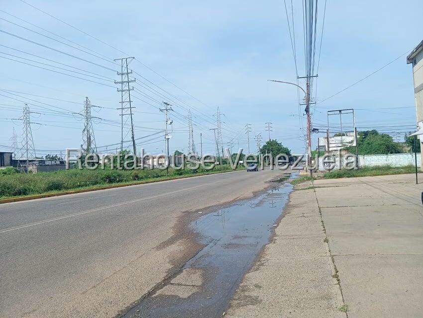 Comercial (Local Comercial) en Alquiler en La 'L', Zulia - 7