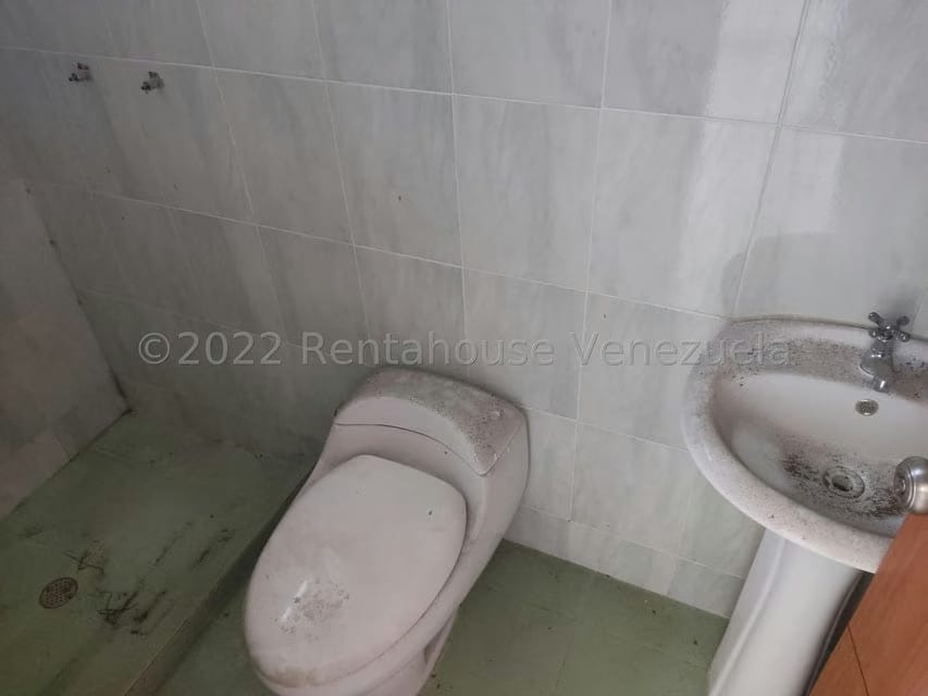 Comercial (Edificio) en Venta en Rancho Grande, Carabobo - 38