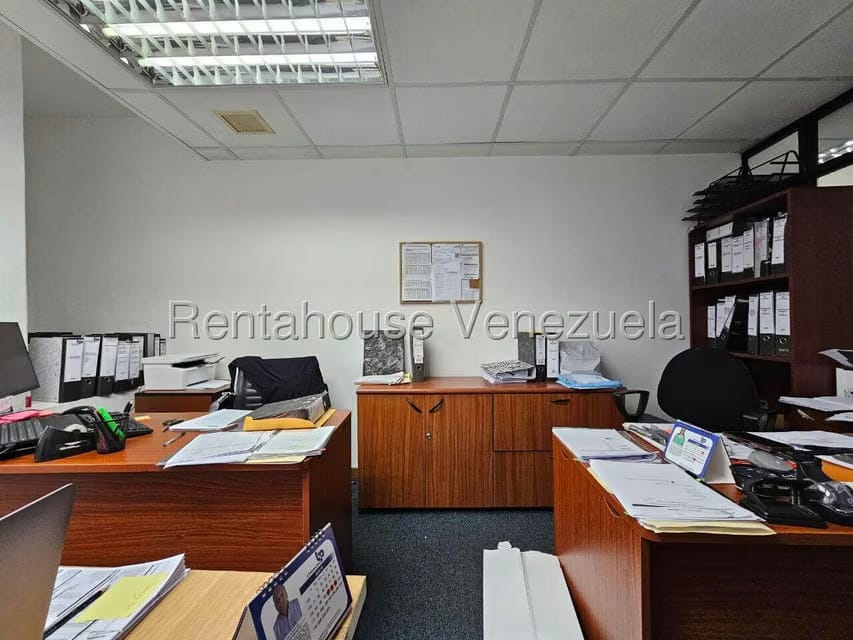 Comercial (Oficina) en Alquiler en Prados del Este, Distrito Metropolitano - 13