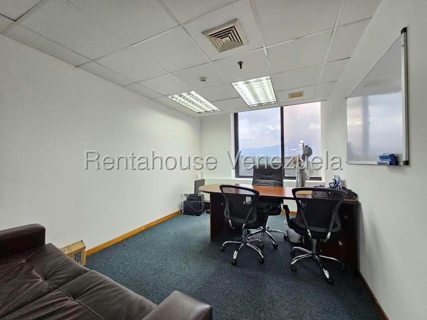 Comercial (Oficina) en Alquiler en Prados del Este, Distrito Metropolitano - 15