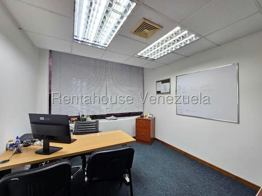 Comercial (Oficina) en Alquiler en Prados del Este, Distrito Metropolitano - 31