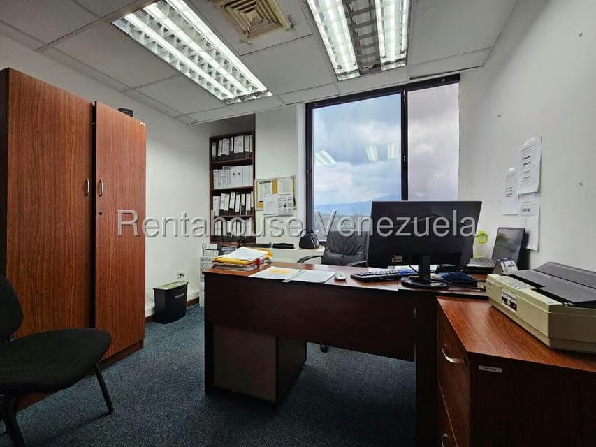 Comercial (Oficina) en Alquiler en Prados del Este, Distrito Metropolitano - 10
