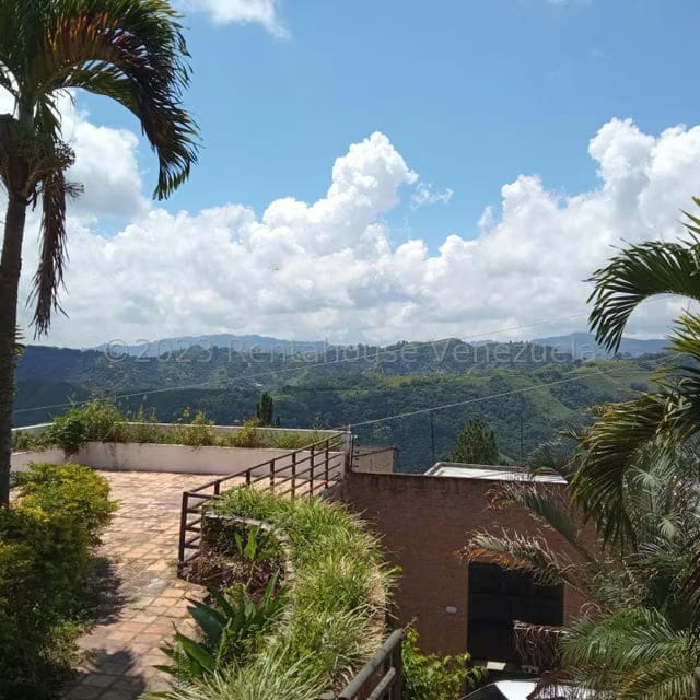 Casa (1 Nivel) en Venta en Oripoto, Distrito Metropolitano - 2
