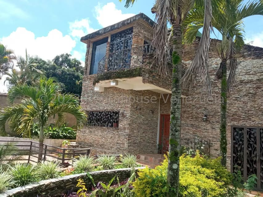 Casa (1 Nivel) en Venta en Oripoto, Distrito Metropolitano - 3