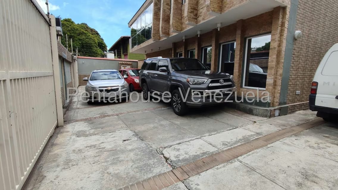 Comercial (Local Comercial) en Alquiler en Chuao, Distrito Metropolitano - 11