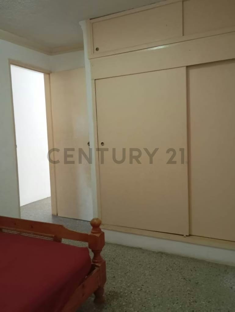 Century 21 La Coromoto Realty Alquila Apartamento Villa Bolivariana, tercer piso - 4